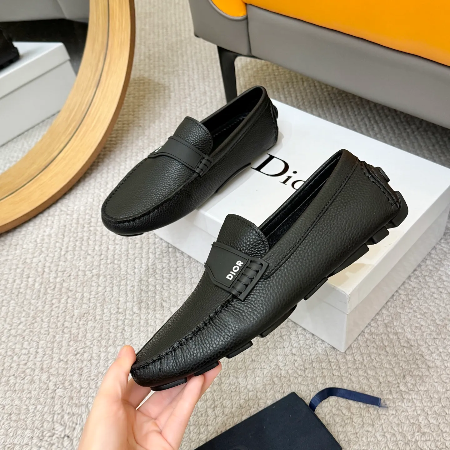Men's clothing and shoes 💰420! (Yangli) Quality DIOR [Dior’s latest arrival] real auction hot-selling Doudou shoes 🔍DIOR) new Doudou shoes 👍Belgian designer Martin Margiela serves as Gucci shoe designer y full of charm, luxury style gentleman upper: imported cowhide, lining with spring sweat-absorbent first-layer sheepskin. Outsole Brand outsole, the last stitching on the bottom will never come off; equipped with classic Gucci exquisite hardware C D buckle💋The whole pair of shoes is fashionable and casual without losing high-end style; standard 38-46